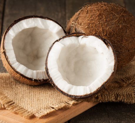 Kokosnuss öffnen