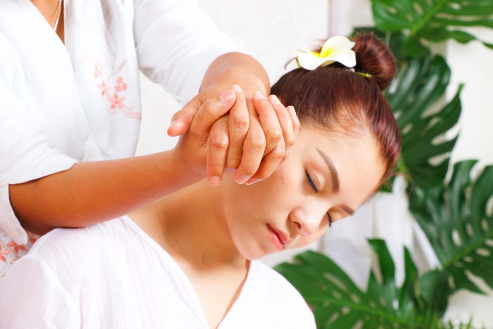 Thai Massage Traditionelle Entspannungstechnik Für Körper And Geist