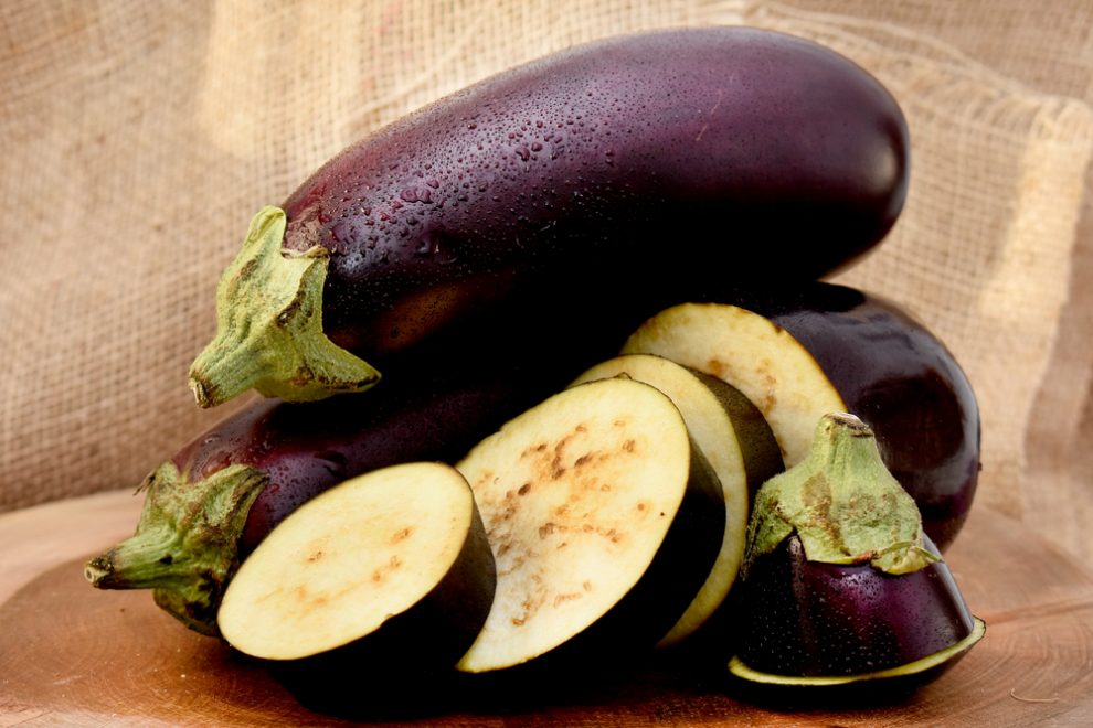 Wie Sieht Eine Aubergine Von Innen Aus Aubergine innen braun: Kann man sie trotzdem noch essen?