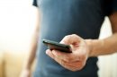 mann mit smartphone