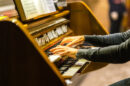 kantor in der kirche