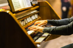 kantor in der kirche